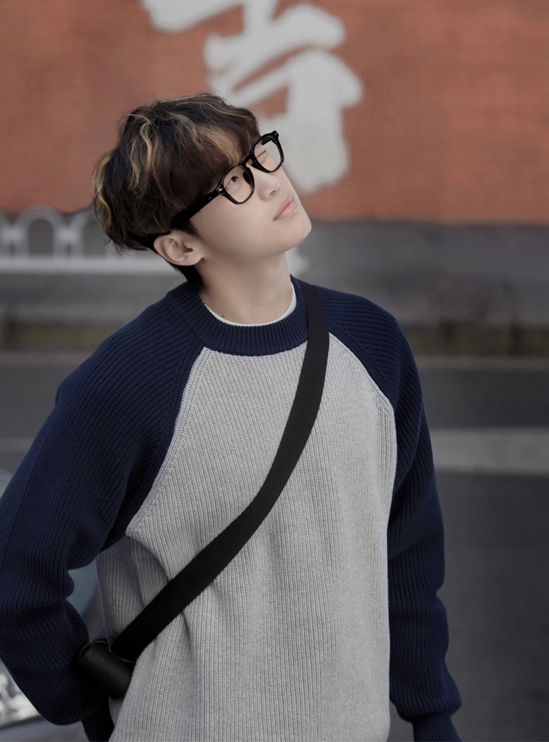 バイカラーラグランスリーブニットプルオーバー　OR4803