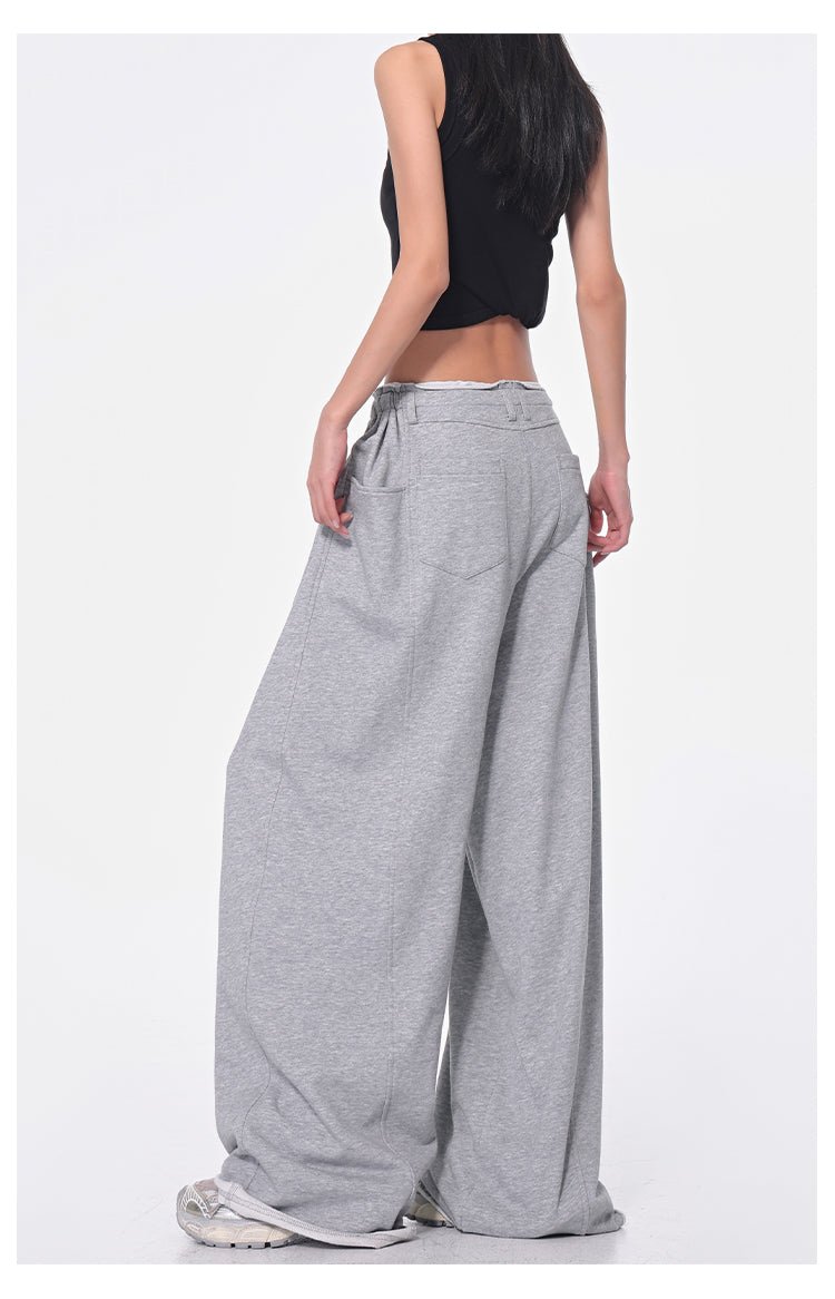 LABELESS レイブレス タック入り　スウェットパンツ ベルトループ レイブレス(LABELESS) SNAKE-EMBOSSED FAUX LEATHER TUCKED TROUSERS