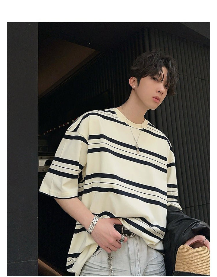  Man 韓国 ポップアップ Tシャツ　XLサイズ おまけ付きMan☆韓国 ポップアップ Tシャツ ホワイト XLサイズ SAINT