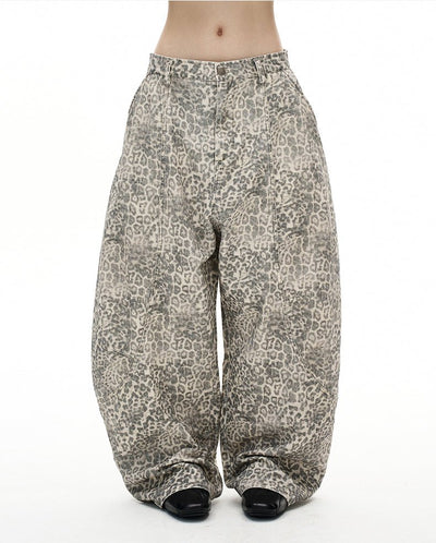 Washed Leopard Print Jeans OR4668 - 韓国メンズファッション通販 - ORUN - 